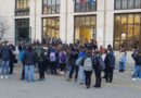 Gli studenti del Liceo Varrone di Cassino protestano davanti al Comune