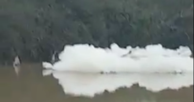 Schiume inquinanti nel fiume Liri