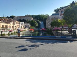 Il centro storico di Isola del Liri con la cascata