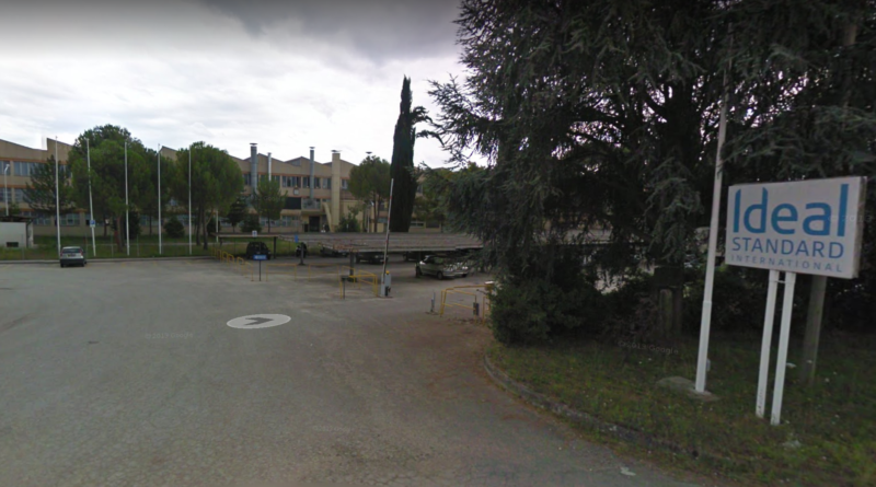 L'ingresso dell'Ideal Standard, ora Saxa Gres a Roccasecca (Fr)