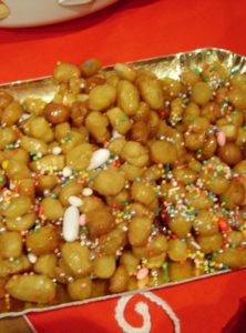 Gli struffoli, un dolce tipico della Ciociaria