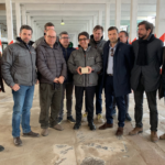 Alla Saxa Grestone di Roccasecca si avvia la produzione. Nella foto Francesco Borgomeo, presidente della società, insieme allo staff