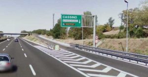 La comitiva di turisti cinesi è stata bloccata al casello autostradale di Cassino
