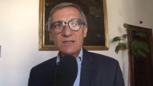Un ritratto in primo piano di Giacomo D'Apollonio, sindaco di Isernia