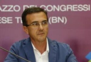 Il sindaco di San Salvatore Telesino (Bn), Salvatore Romano