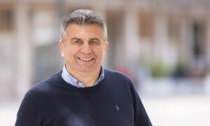 Primo piano di Enzo Salera, sindaco di Cassino