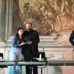 La consegna del premio nazionale "Innesto" ad Asia Vaudo, con lei il poeta Davide Rondoni