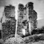 La chiesa di S Maria di Castagneto nel 1931 (Foto: Archivio Storico Istituto Luce Cinecittà).